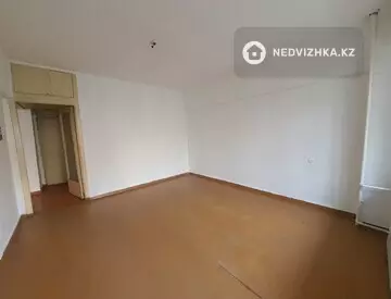 2-комнатная квартира, этаж 2 из 8, 72 м²