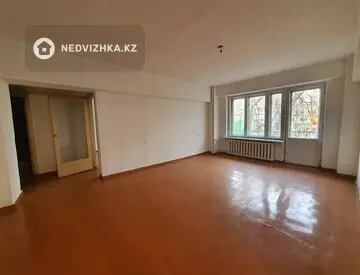 2-комнатная квартира, этаж 2 из 8, 72 м²