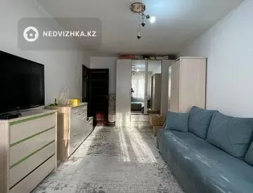 4-комнатная квартира, этаж 1 из 5, 72 м²
