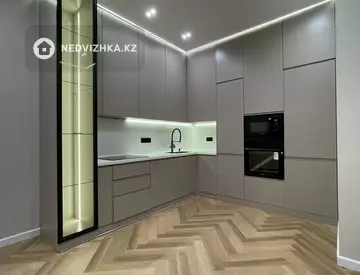 3-комнатная квартира, этаж 7 из 16, 80 м²