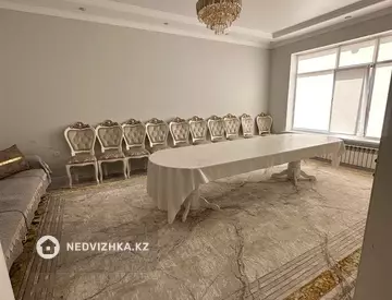 5-комнатный дом, 6 соток, 175 м²