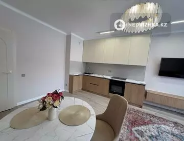 2-комнатная квартира, этаж 4 из 9, 53 м²