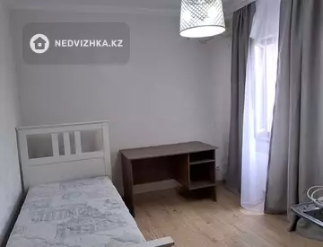 3-комнатная квартира, этаж 1 из 9, 100 м², На длительный срок