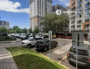 Офисное помещение, этаж 1 из 12, В жилом доме, 55 м²