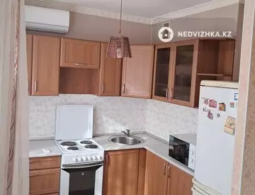 1-комнатная квартира, этаж 2 из 5, 36 м²