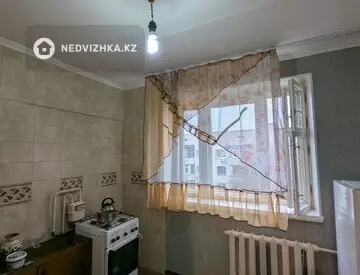 1-комнатная квартира, этаж 5 из 5, 39 м², На длительный срок