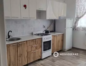 1-комнатная квартира, этаж 1 из 5, 38 м²