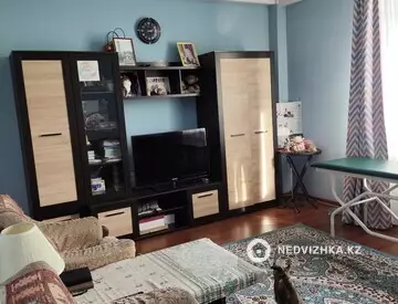 2-комнатная квартира, этаж 4 из 6, 72 м²