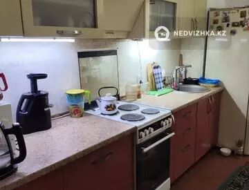 2-комнатная квартира, этаж 4 из 6, 72 м²