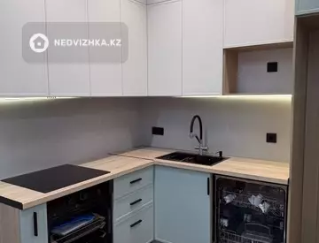 3-комнатная квартира, этаж 4 из 9, 68 м²