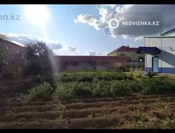 5-комнатная квартира, этаж 1 из 2, 170 м²