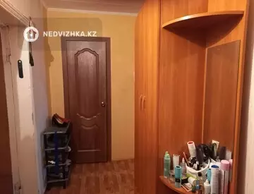 2-комнатная квартира, этаж 3 из 9, 47 м²