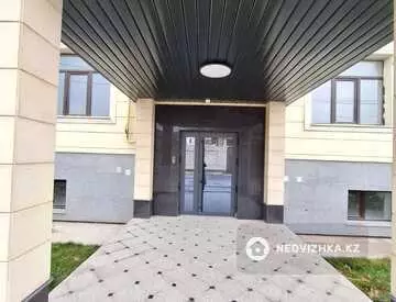 4-комнатная квартира, этаж 3 из 3, 151 м²