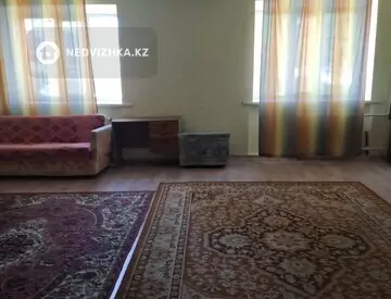 2-комнатная квартира, этаж 1 из 5, 60 м²