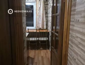 2-комнатная квартира, этаж 3 из 5, 52 м², На длительный срок