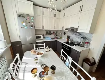 2-комнатная квартира, этаж 8 из 11, 58 м²
