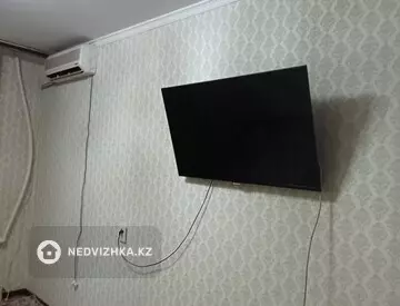 3-комнатная квартира, этаж 1 из 9, 67 м², На длительный срок