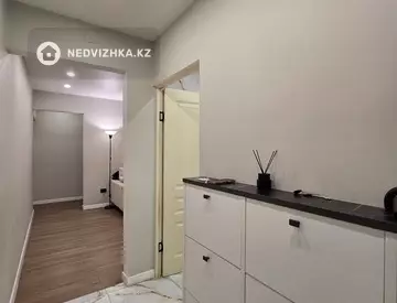 3-комнатная квартира, этаж 3 из 4, 60 м²