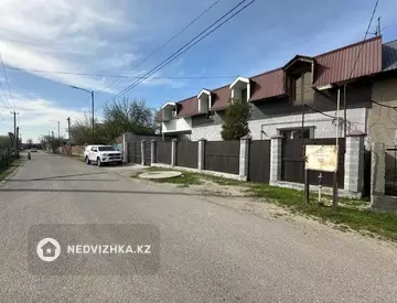 5-комнатный дом, 9.5 соток, 200 м²