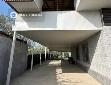 5-комнатный дом, 9.5 соток, 200 м²