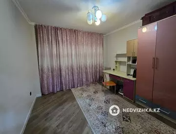 3-комнатная квартира, этаж 1 из 9, 74 м²