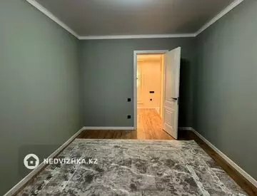 4-комнатная квартира, этаж 2 из 9, 117 м²