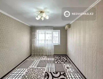 3-комнатная квартира, этаж 4 из 5, 62 м²