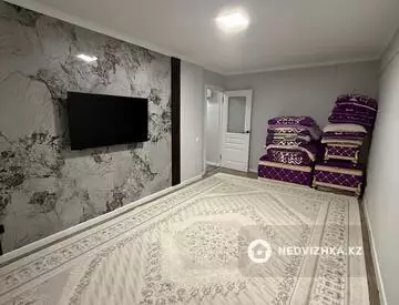 2-комнатная квартира, этаж 1 из 5, 45 м²