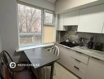 2-комнатная квартира, этаж 1 из 5, 45 м²