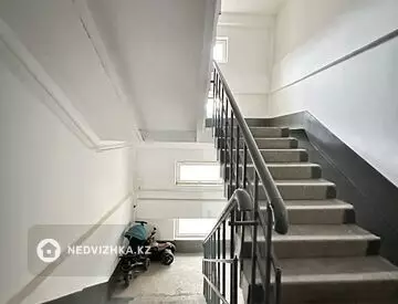 2-комнатная квартира, этаж 5 из 5, 64 м²