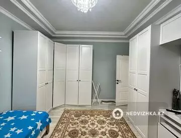 2-комнатная квартира, этаж 3 из 9, 77 м²