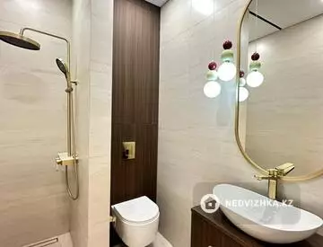 1-комнатная квартира, этаж 4 из 9, 40 м²