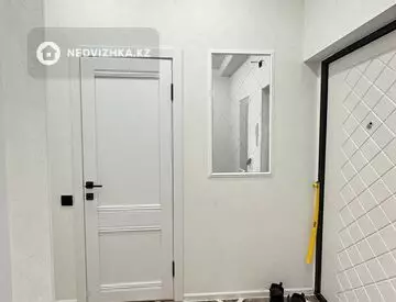 1-комнатная квартира, этаж 3 из 5, 43 м²