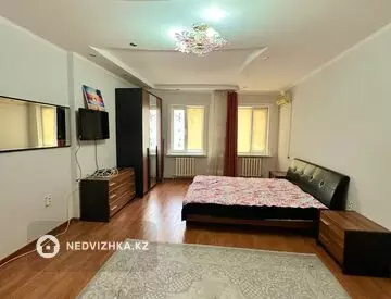 3-комнатная квартира, этаж 9 из 9, 116 м²