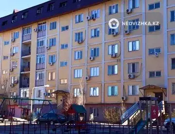 3-комнатная квартира, этаж 1 из 6, 65 м²