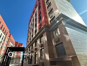 2-комнатная квартира, этаж 8 из 9, 76 м²