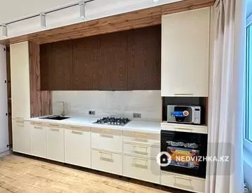 3-комнатная квартира, этаж 8 из 9, 120 м²