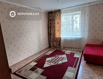 3-комнатная квартира, этаж 1 из 5, 81 м², На длительный срок