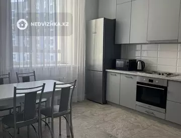 2-комнатная квартира, этаж 4 из 9, 72 м²