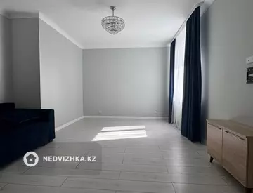 2-комнатная квартира, этаж 4 из 9, 72 м²