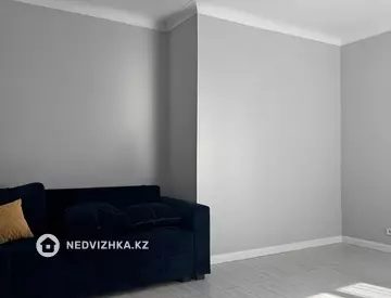 2-комнатная квартира, этаж 4 из 9, 72 м²