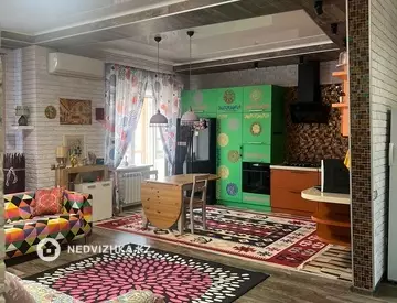 4-комнатная квартира, этаж 5 из 5, 133 м²