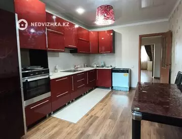 2-комнатная квартира, этаж 4 из 14, 74 м²