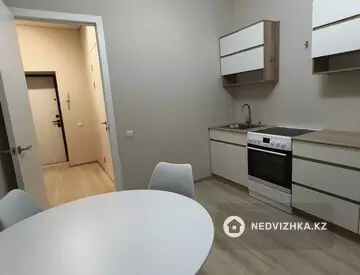 1-комнатная квартира, этаж 11 из 12, 40 м²