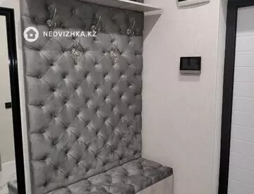 2-комнатная квартира, этаж 10 из 10, 48 м²