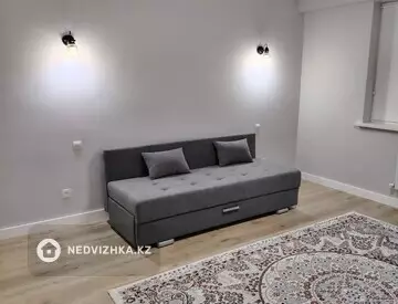 1-комнатная квартира, этаж 1 из 9, 44 м², На длительный срок