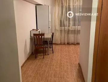3-комнатная квартира, этаж 1 из 5, 90 м²