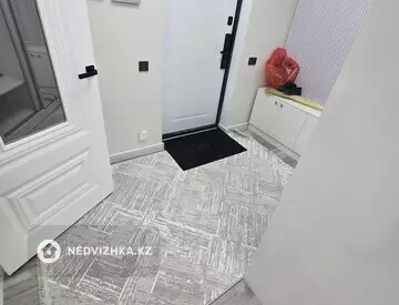 2-комнатная квартира, этаж 7 из 16, 56 м², Посуточно