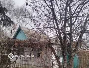 2-комнатная дача, 11 соток, 18 м²