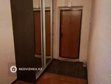 2-комнатная квартира, этаж 4 из 5, 55 м²